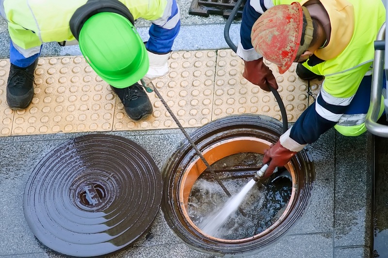 Pipe Line Cleaning Service
